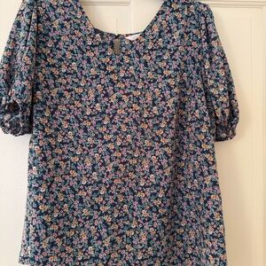 LC Lauren Conrad Navy Floral Puff-Sleeve Blouse